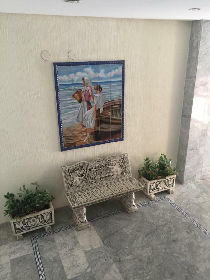 El Piso Fuengirola Bagian luar foto