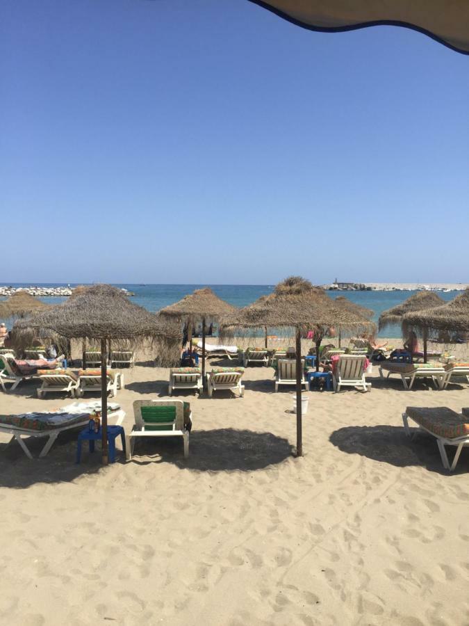 El Piso Fuengirola Bagian luar foto