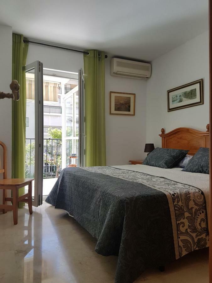 El Piso Fuengirola Bagian luar foto